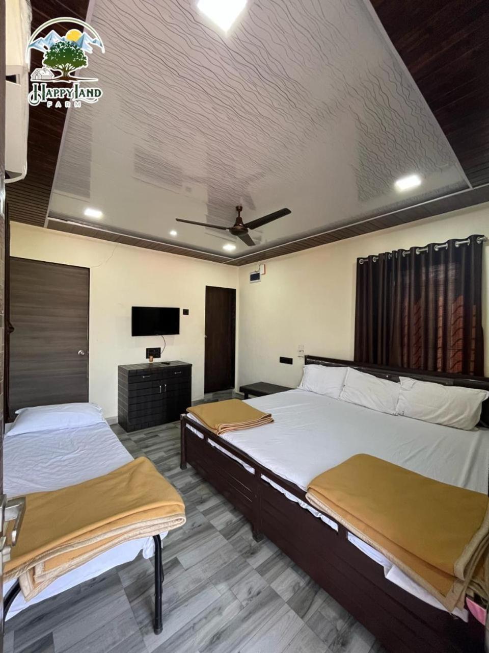 Happy Land Farm Hotel Karjat Exterior foto