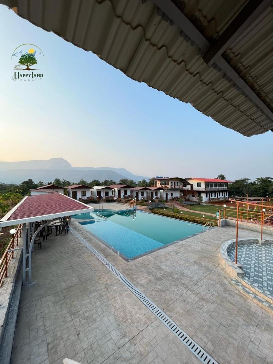 Happy Land Farm Hotel Karjat Exterior foto
