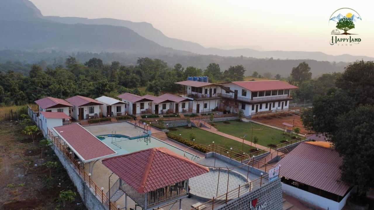 Happy Land Farm Hotel Karjat Exterior foto